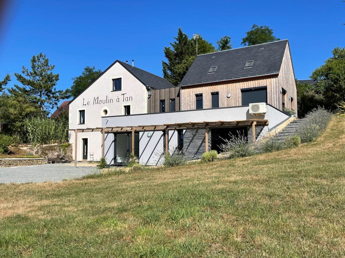 Gites Du Moulin A Tan A Sache 37 エクステリア 写真